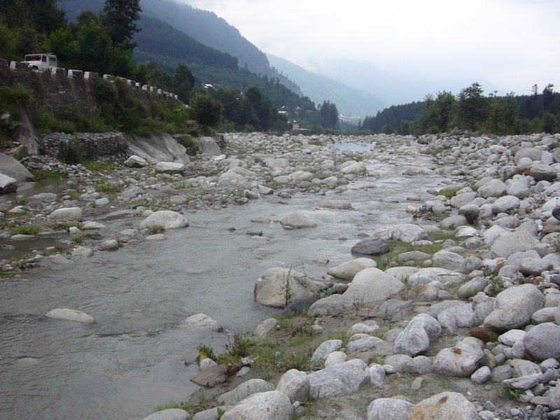 Travel - India - Himachal Pradesh - Manali - The Valley and the River